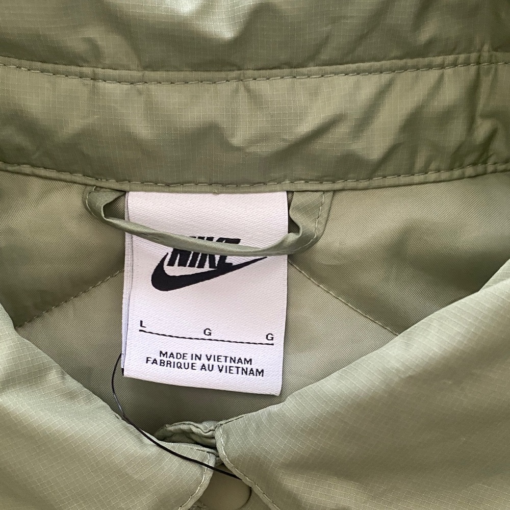 Nike Sportswear Essential Quilted Trench Coat Green Women’s Large NWT - Picture 3 of 7